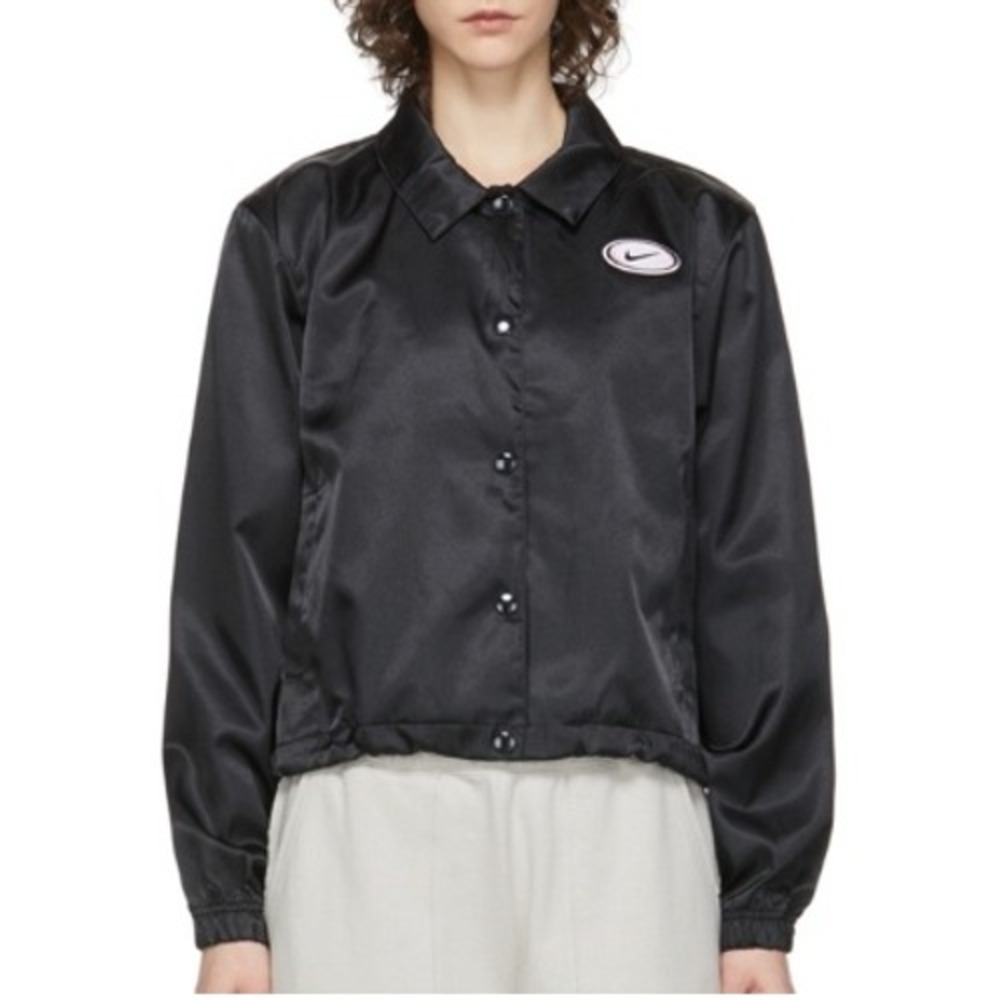 Nike Sportswear Femme Satin Coach Jacket Womens L Black Athleisure Snap Front